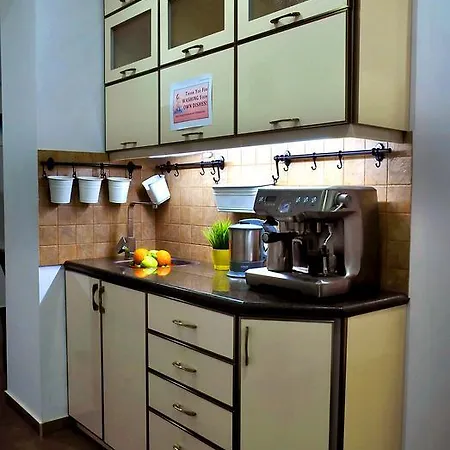 Mga Hostel & Tours Yerevan Exterior photo